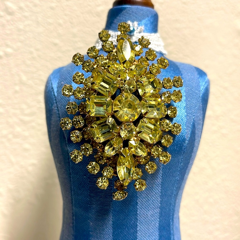 Vintage brooch yellow